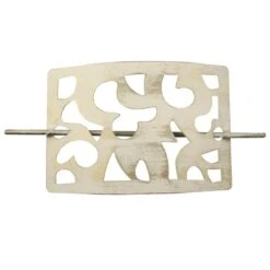 Broche Découpée, Ivoire