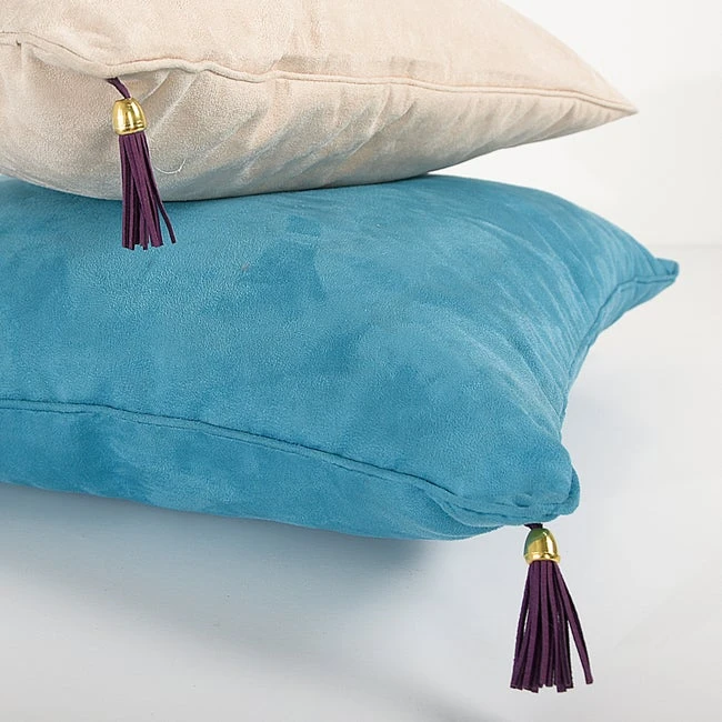 POMPONS S X 2 NYLON/POLYURETHANE PRUNE 1 POMPONS S X 2 NYLON/POLYURETHANE PRUNE