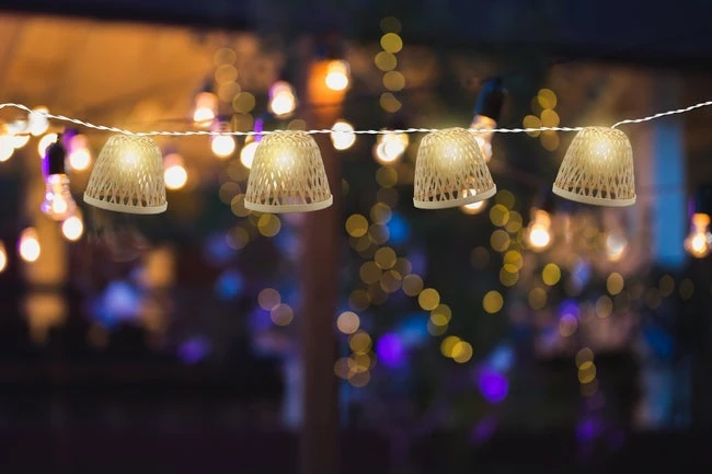 Guirlande Extérieure LED Intégrée 10 Ampoules Blanc Chaud 40 Lumen Chill BATIMEX 1 Guirlande Extérieure LED Intégrée 10 Ampoules Blanc Chaud 40 Lumen Chill BATIMEX