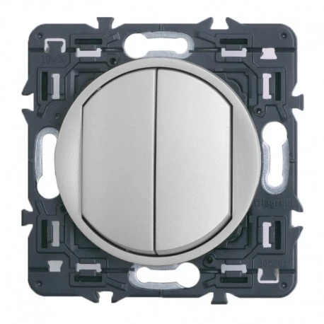 Legrand Céliane – Va Et Vient + Bouton Poussoir 6A – Ensemble Titane à Composer 1 Legrand Céliane – Va Et Vient + Bouton Poussoir 6A – Ensemble Titane à Composer