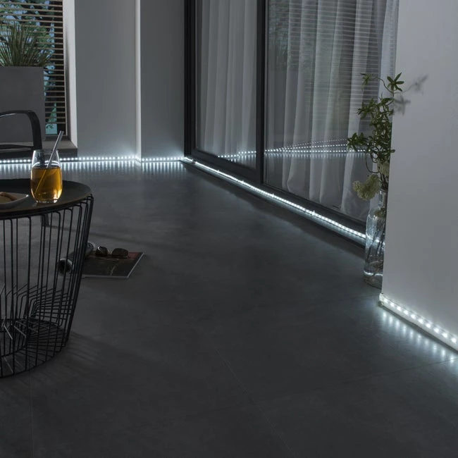 Ruban LED 1 M Extérieur Flexled LED Intégrée = 300 Lm, Blanc INSPIRE 1 Ruban LED 1 M Extérieur Flexled LED Intégrée = 300 Lm, Blanc INSPIRE