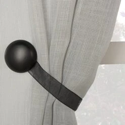 Embrasse Aimantée Voile, Noir