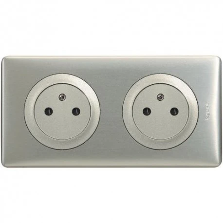 Legrand Céliane – Prise 2x2P+T Surface Précablé – Ensemble Aluminium Complet 1 Legrand Céliane – Prise 2x2P+T Surface Précablé – Ensemble Aluminium Complet