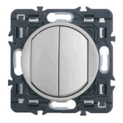 Legrand Céliane – Va Et Vient + Bouton Poussoir 6A – Ensemble Titane à Composer