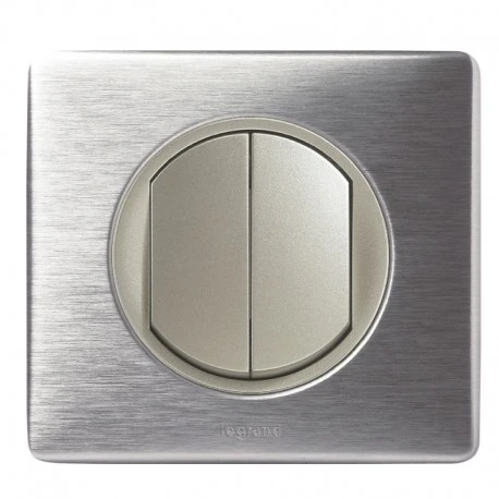 Legrand Céliane – Va Et Vient + Bouton Poussoir 6A – Ensemble Aluminium Complet à Griffes 1 Legrand Céliane – Va Et Vient + Bouton Poussoir 6A – Ensemble Aluminium Complet à Griffes